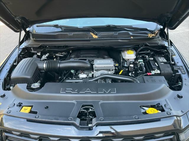 2026 RAM 1500 Big Horn Crew Cab 4x4 5'7' Box