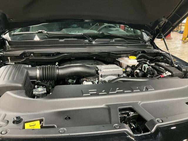 2026 RAM 1500 Big Horn Crew Cab 4x4 5'7' Box