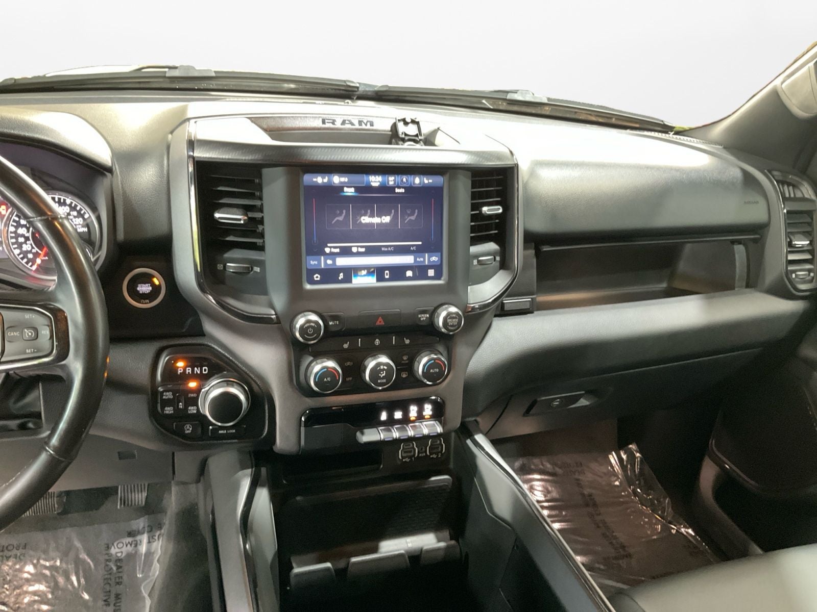 2023 RAM 1500 Big Horn Crew Cab 4x4 5'7' Box