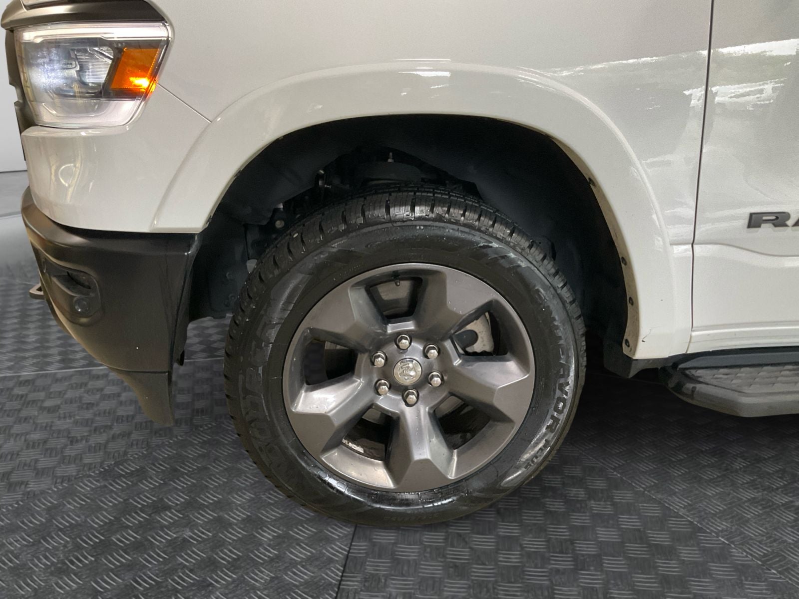 2023 RAM 1500 Big Horn Crew Cab 4x4 5'7' Box