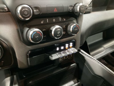 2023 RAM 1500 Big Horn Crew Cab 4x4 5'7' Box