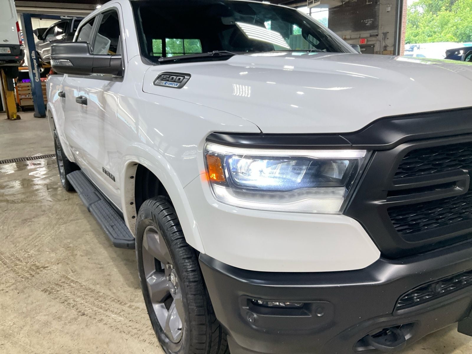 2023 RAM 1500 Big Horn Crew Cab 4x4 5'7' Box