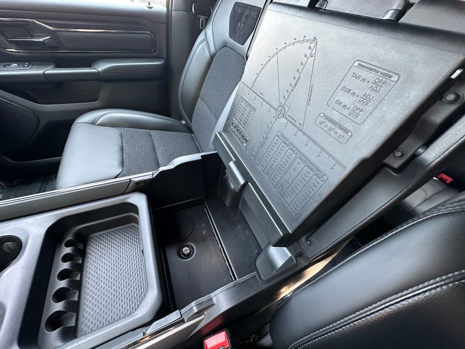 2023 RAM 1500 Big Horn Crew Cab 4x4 5'7' Box