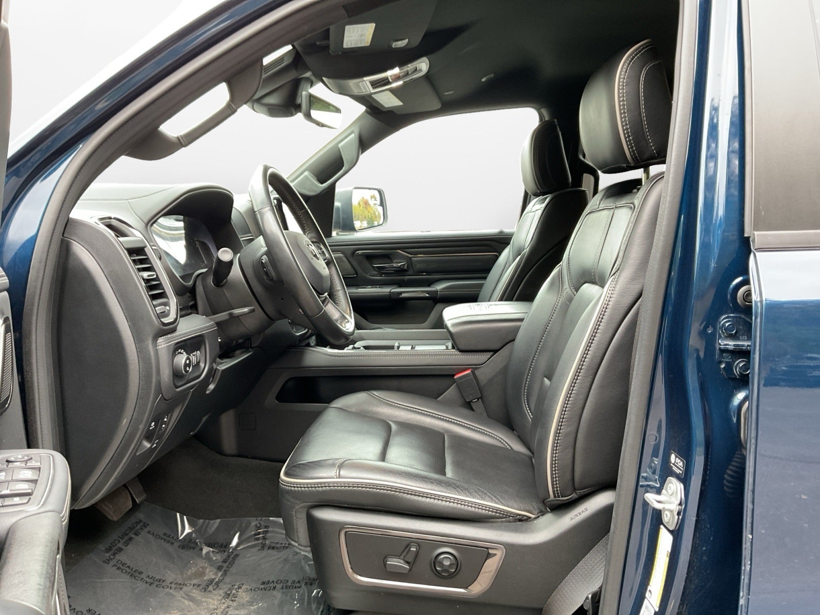 2024 RAM 1500 Limited Crew Cab 4x4 5'7' Box