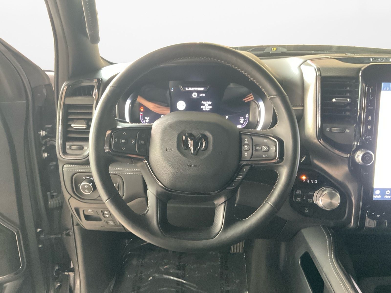 2024 RAM 1500 Limited Crew Cab 4x4 5'7' Box