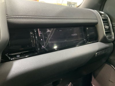 2025 RAM 1500 Laramie Crew Cab 4x4 5'7' Box