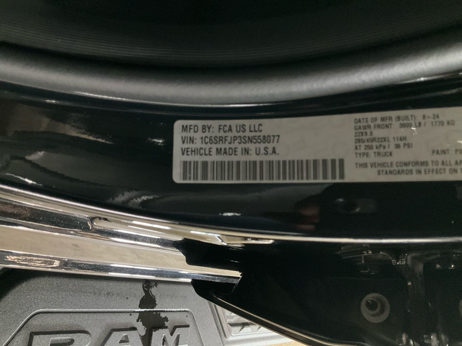 2025 RAM 1500 Laramie Crew Cab 4x4 5'7' Box