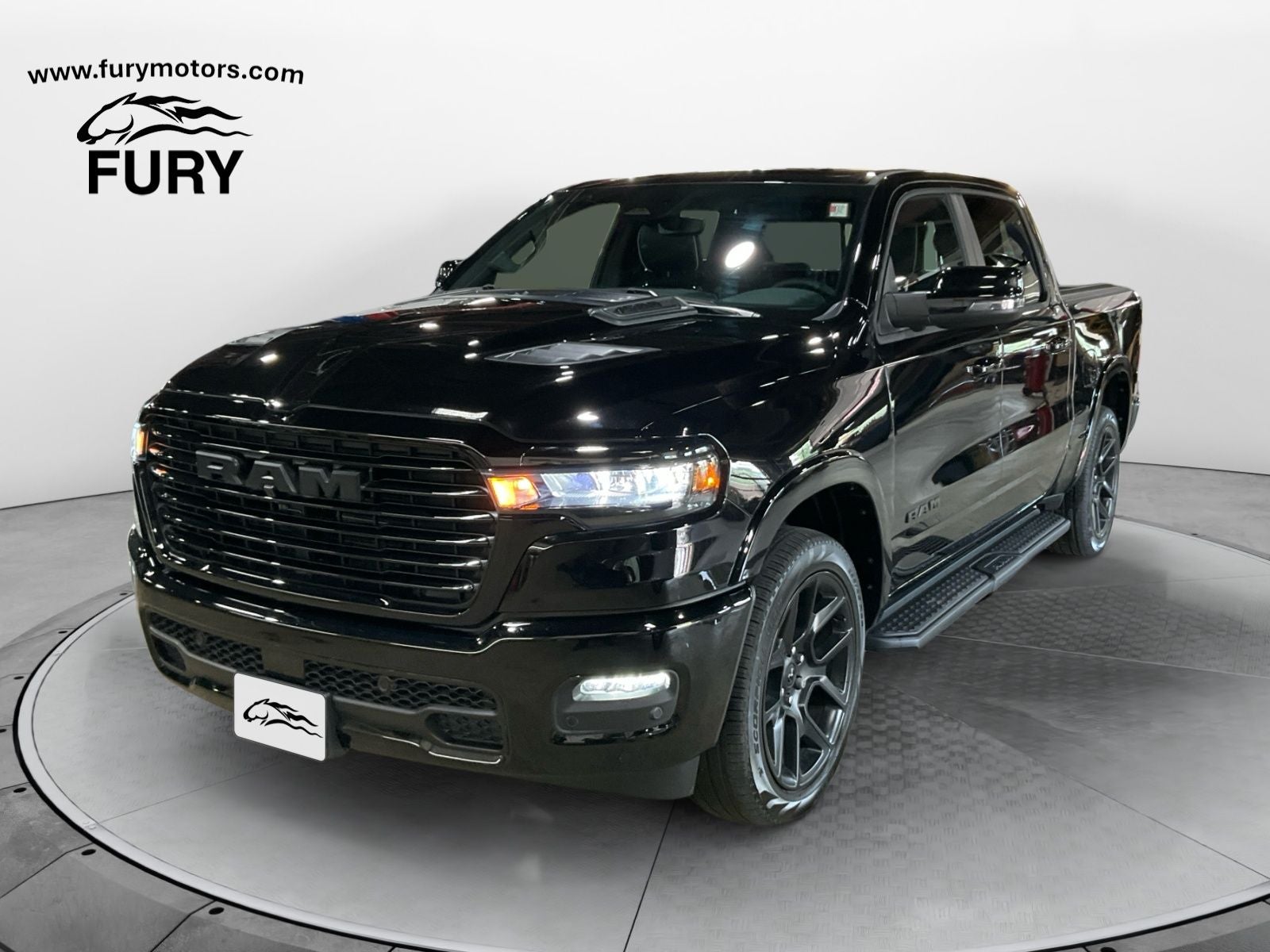 2025 RAM 1500 Laramie Crew Cab 4x4 5'7' Box
