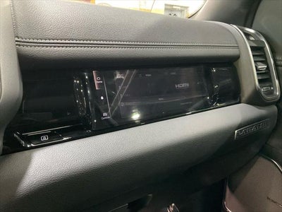 2025 RAM 1500 Laramie Crew Cab 4x4 5'7' Box