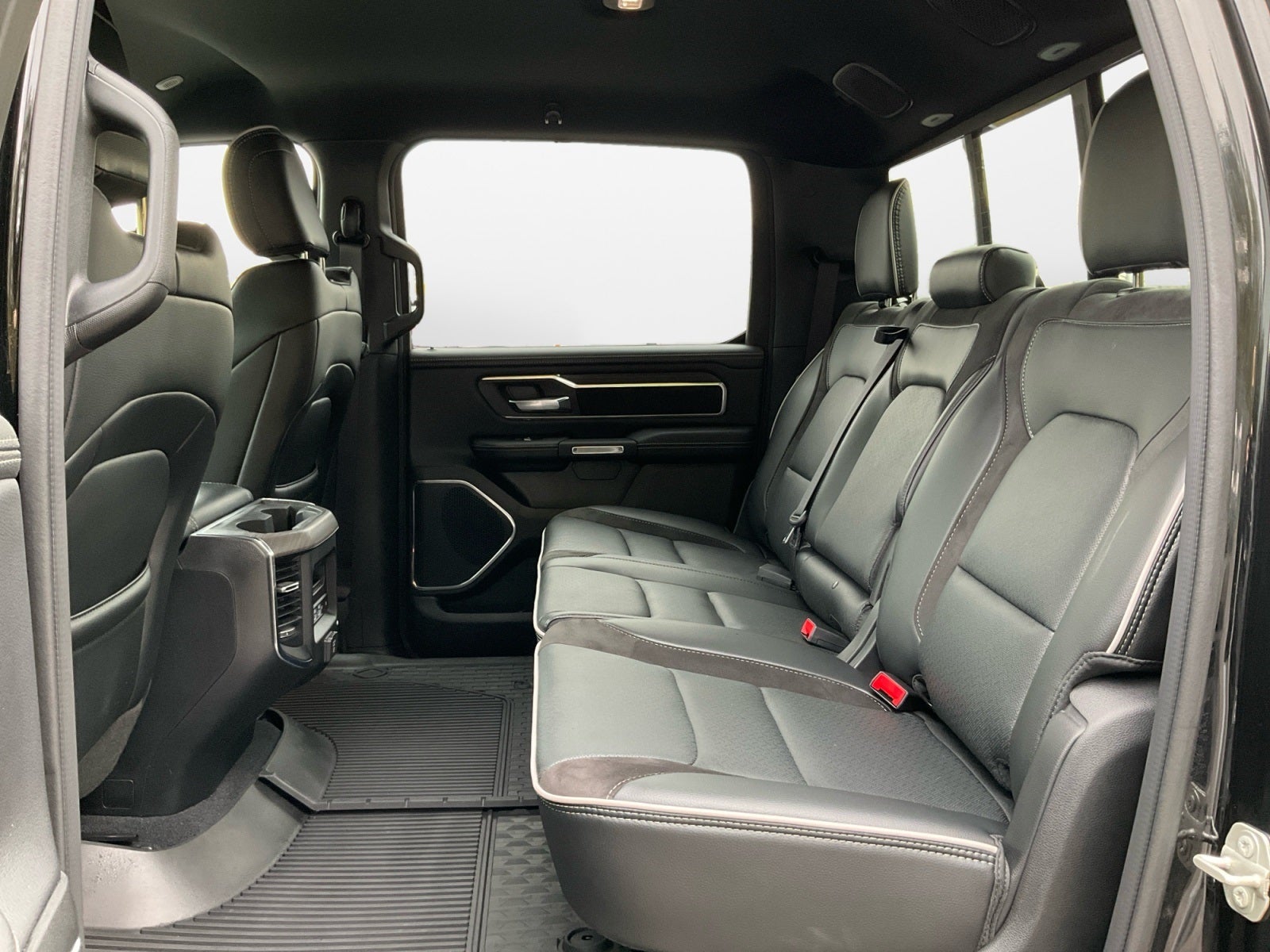 2025 RAM 1500 Laramie Crew Cab 4x4 5'7' Box