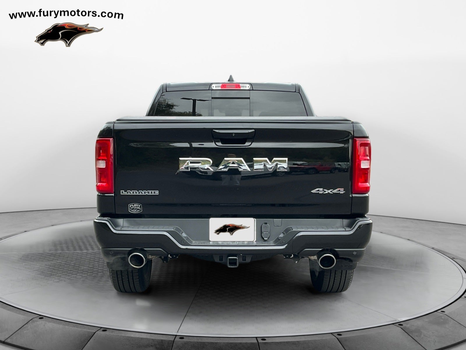 2025 RAM 1500 Laramie Crew Cab 4x4 5'7' Box