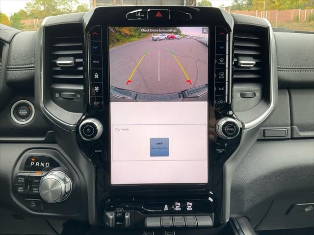 2025 RAM 1500 Laramie Crew Cab 4x4 5'7' Box