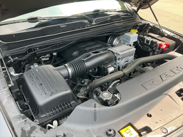 2023 RAM 1500 Laramie Crew Cab 4x4 5'7' Box