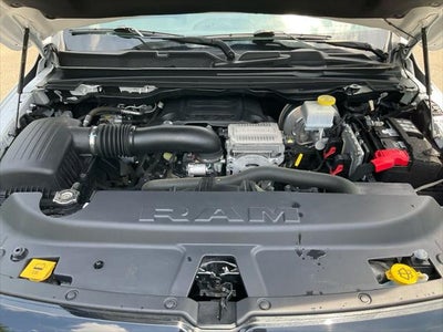 2022 RAM 1500 Laramie Crew Cab 4x4 5'7' Box
