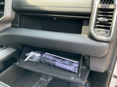 2022 RAM 1500 Laramie Crew Cab 4x4 5'7' Box