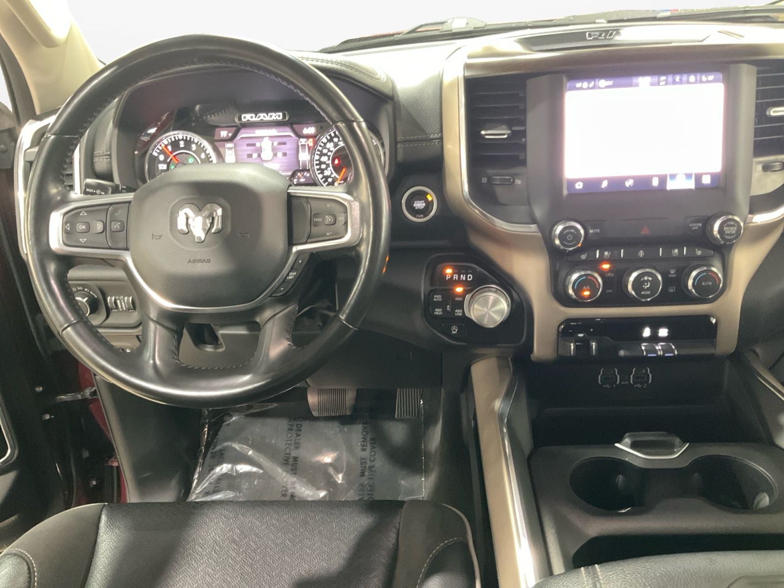 2022 RAM 1500 Laramie Crew Cab 4x4 5'7' Box