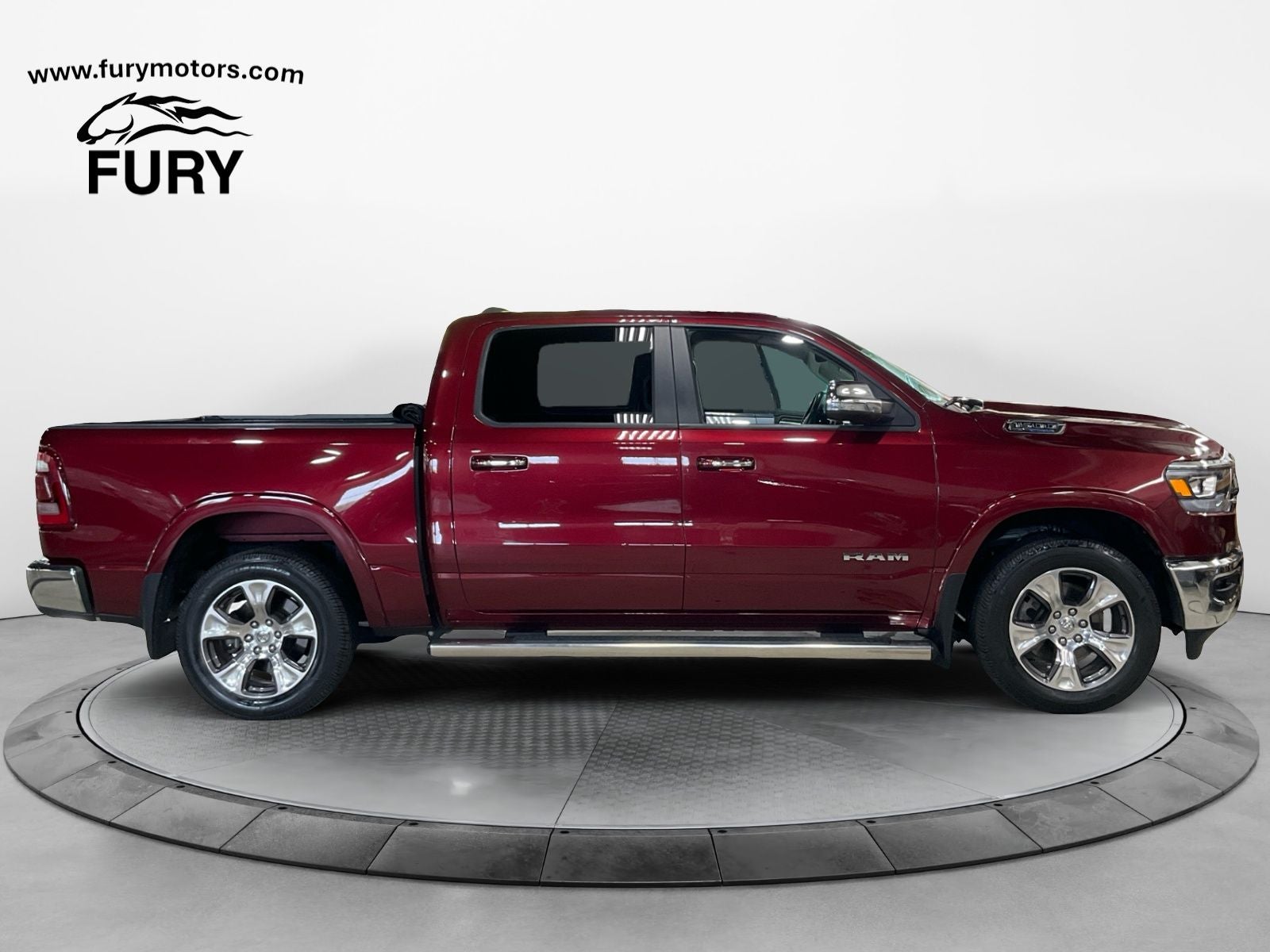 2022 RAM 1500 Laramie Crew Cab 4x4 5'7' Box