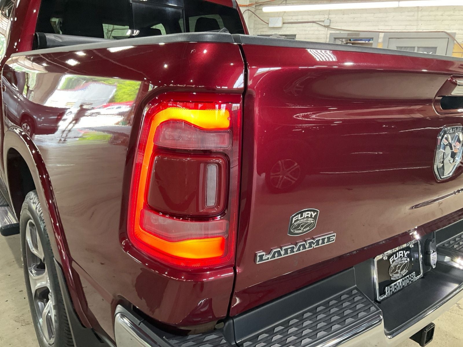 2022 RAM 1500 Laramie Crew Cab 4x4 5'7' Box
