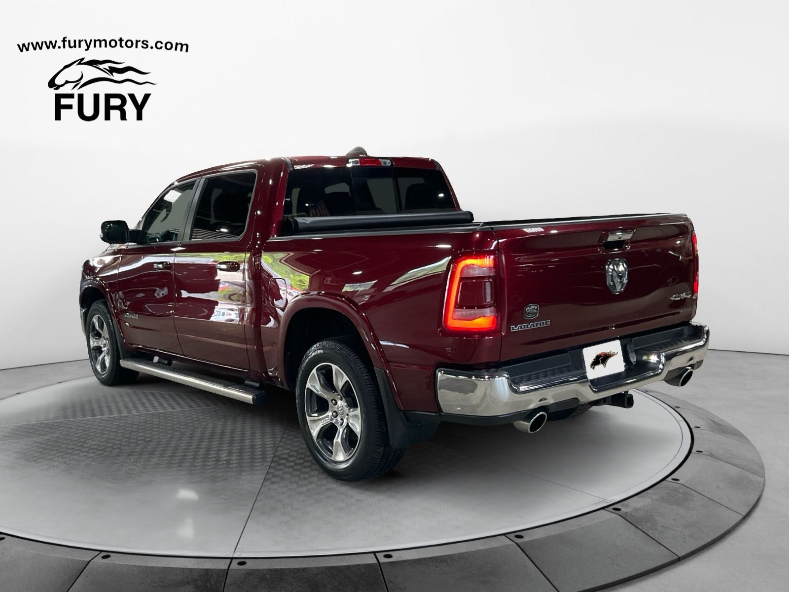 2022 RAM 1500 Laramie Crew Cab 4x4 5'7' Box