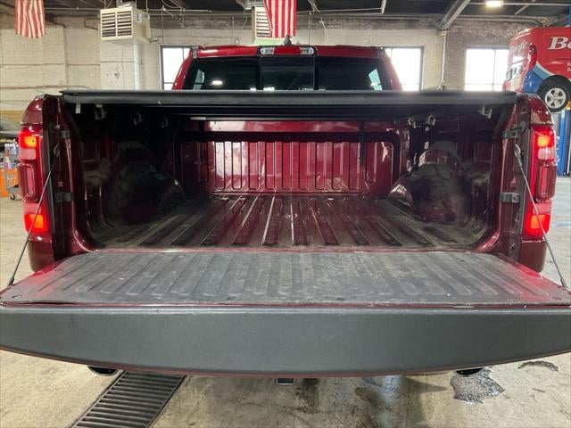 2022 RAM 1500 Laramie Crew Cab 4x4 5'7' Box