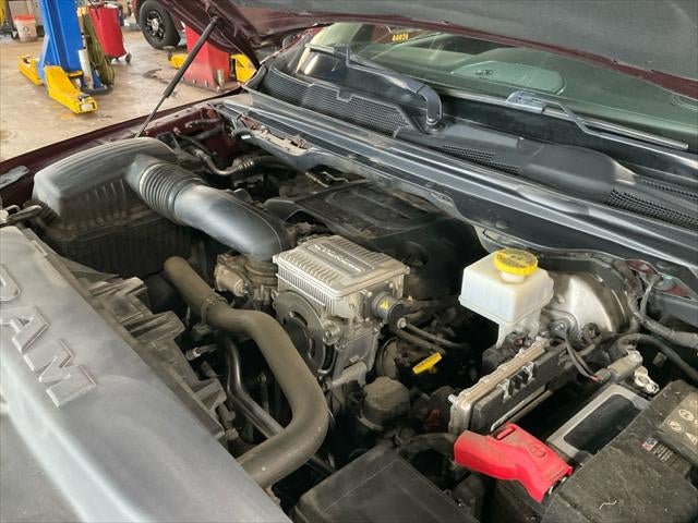 2022 RAM 1500 Laramie Crew Cab 4x4 5'7' Box