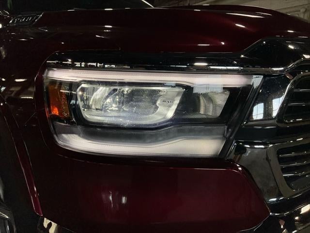 2022 RAM 1500 Laramie Crew Cab 4x4 5'7' Box