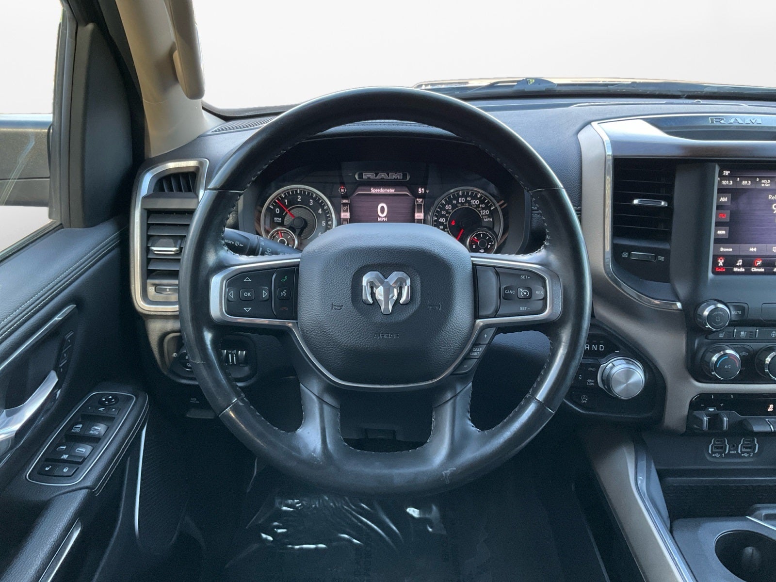 2021 RAM 1500 Laramie Crew Cab 4x4 5'7' Box