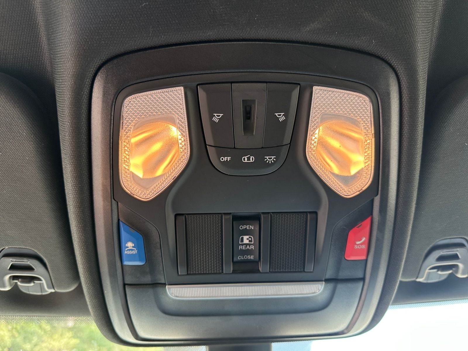 2023 RAM 1500 Big Horn Crew Cab 4x4 6'4' Box