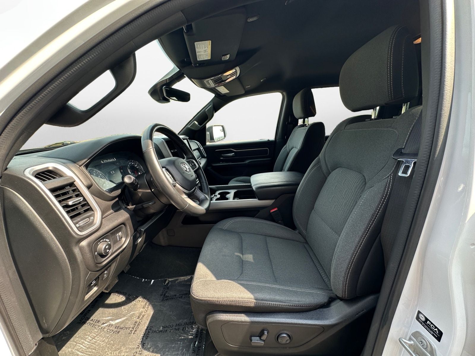 2023 RAM 1500 Big Horn Crew Cab 4x4 6'4' Box