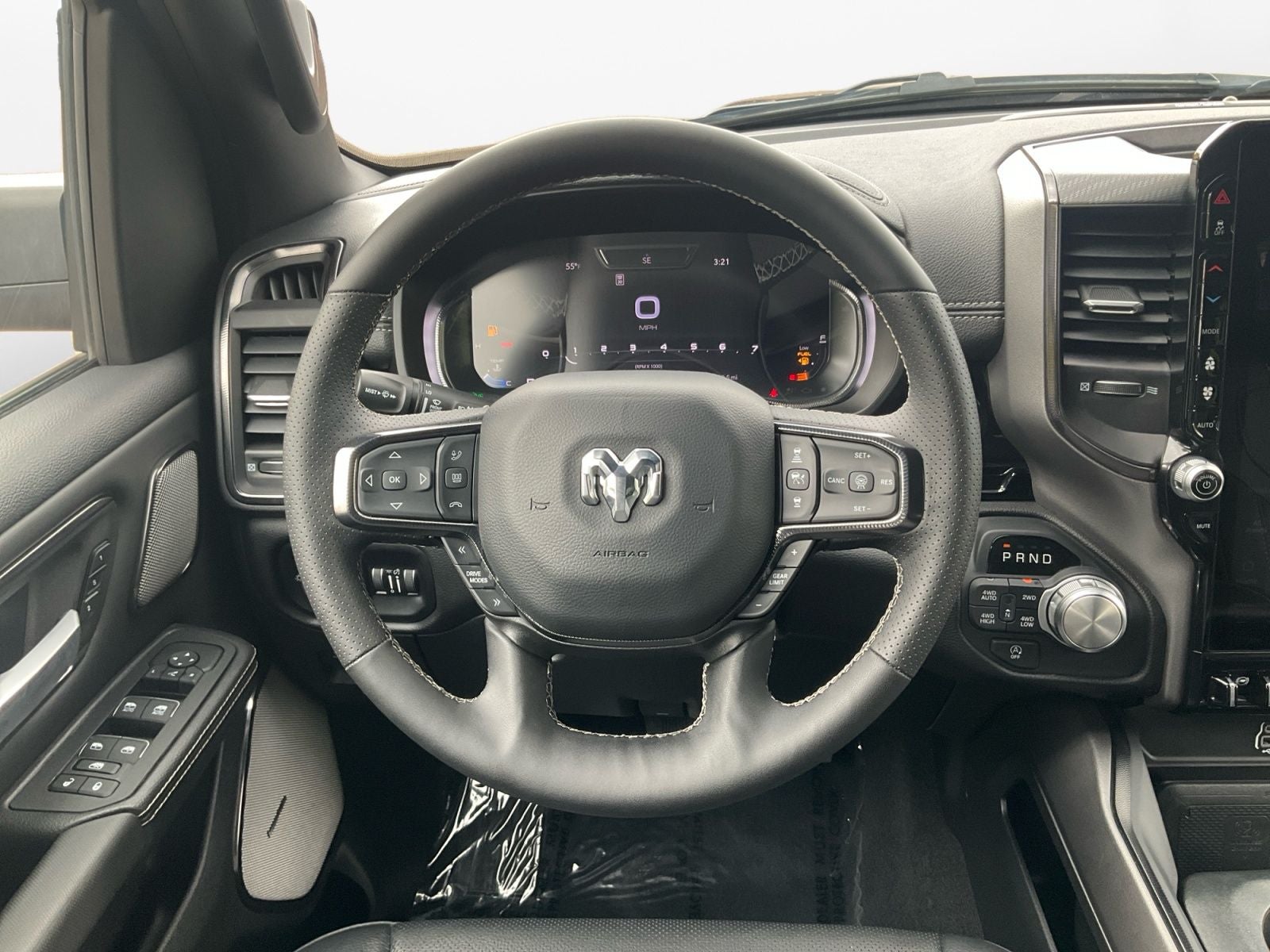 2025 RAM 1500 Sport