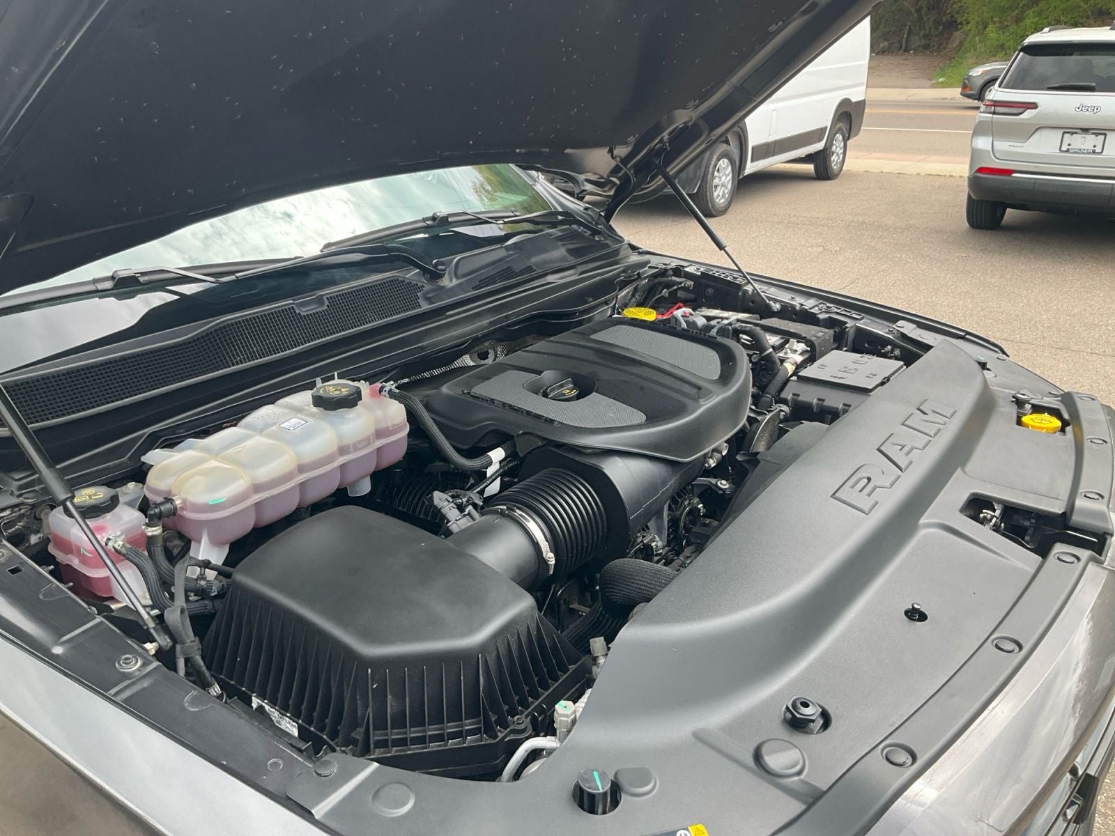 2025 RAM 1500 Sport