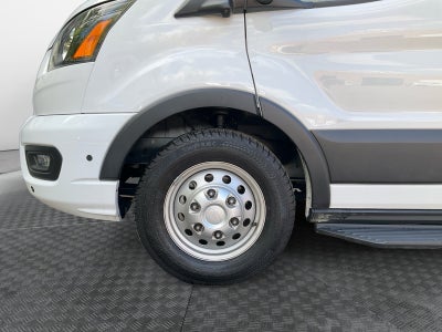 2024 Ford Transit Passenger Wagon XLT