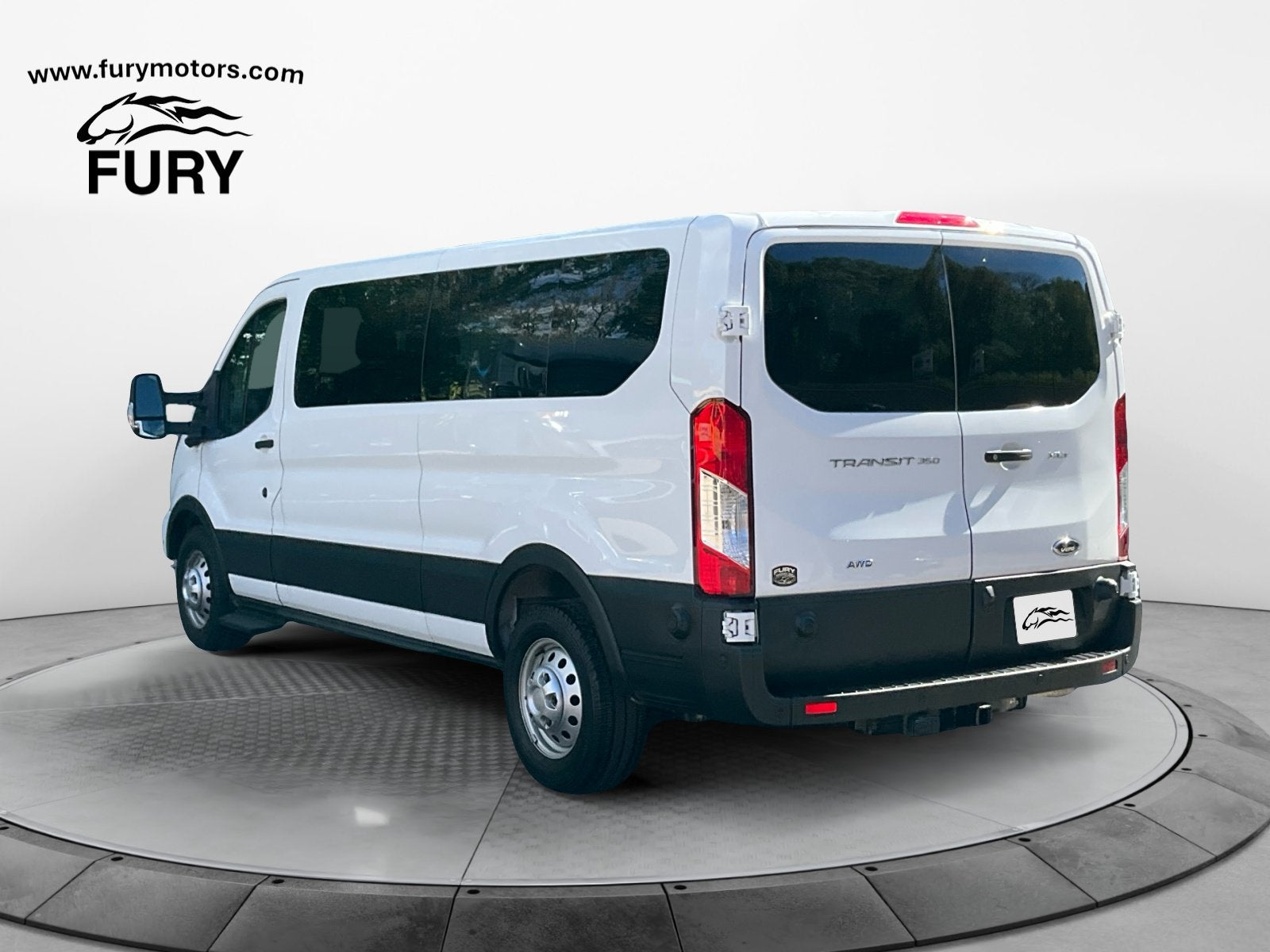 2024 Ford Transit Passenger Wagon XLT