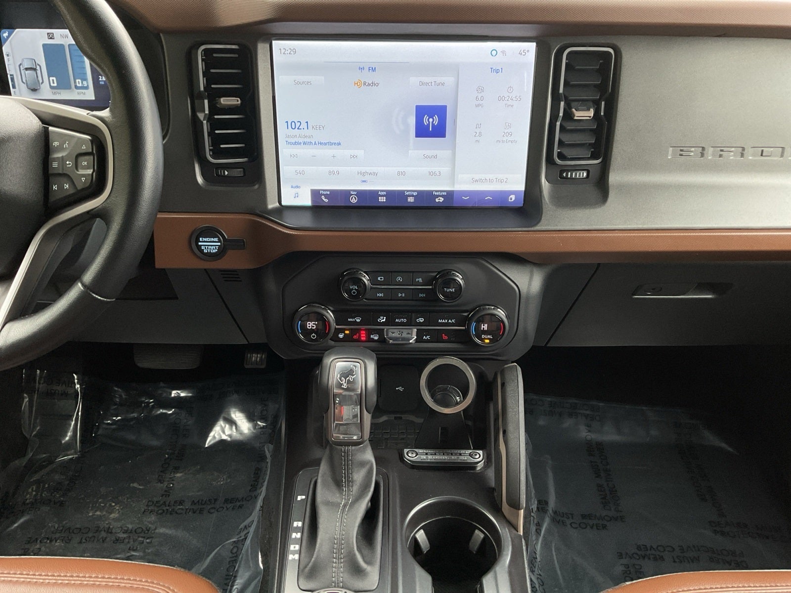 2024 Ford Bronco Outer Banks