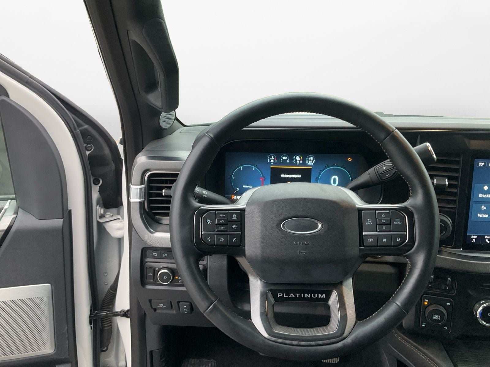 2023 Ford F-350SD Platinum