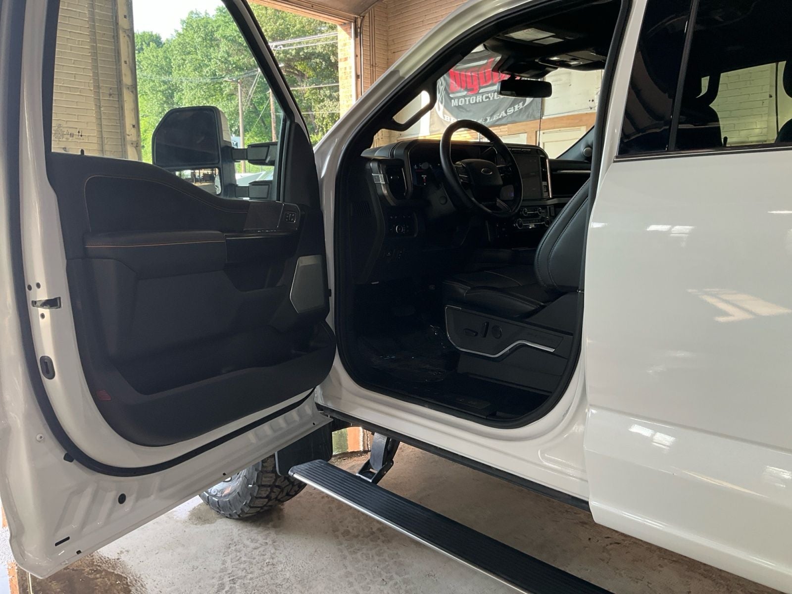 2023 Ford F-350SD Platinum