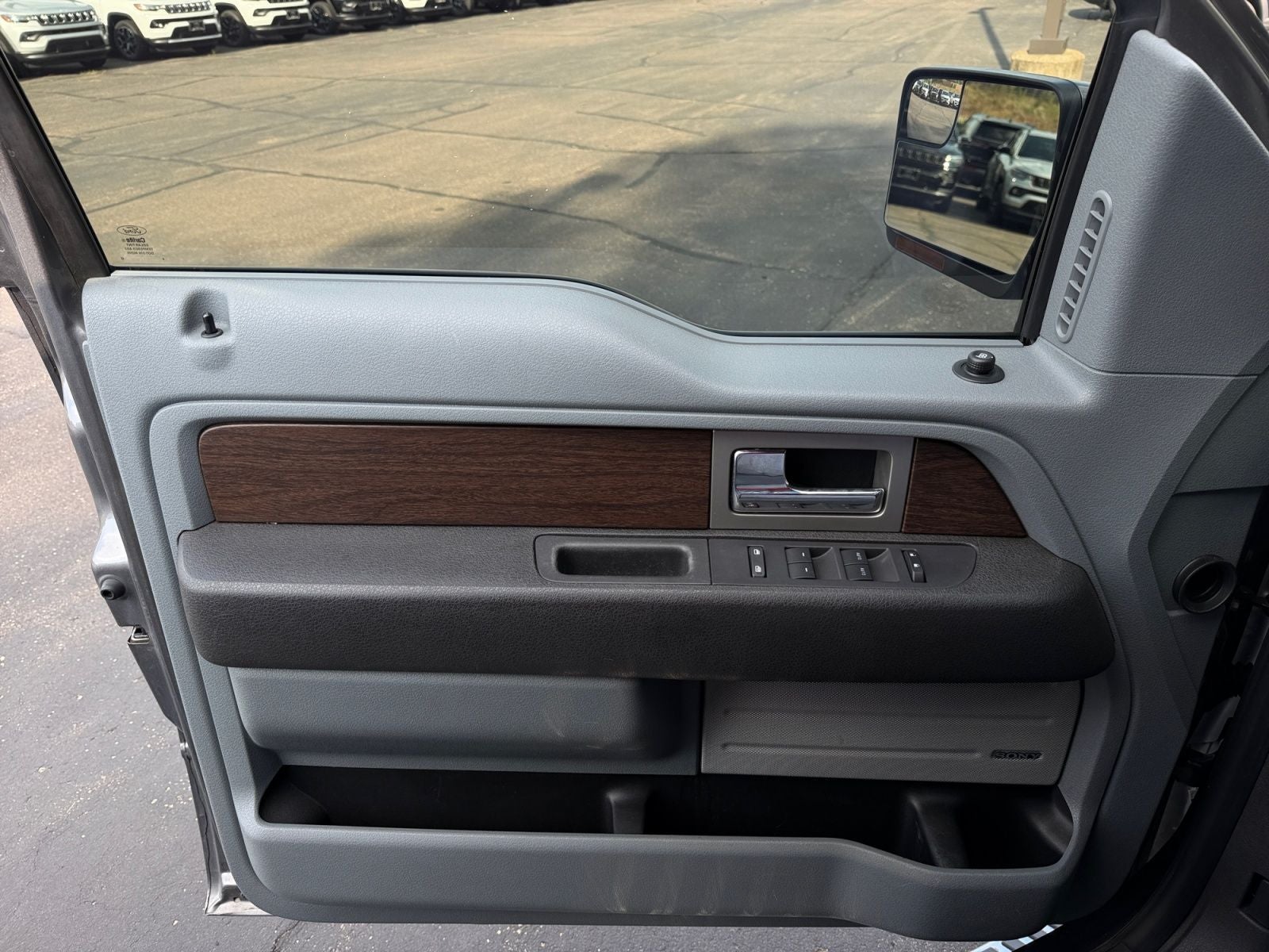 2014 Ford F-150 LARIAT