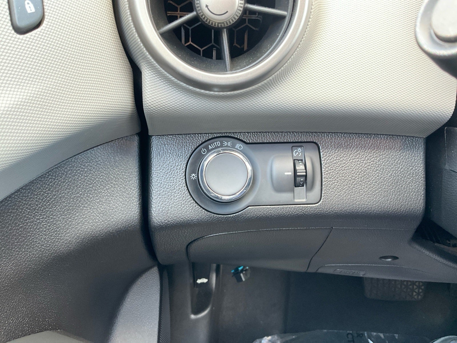 2015 Chevrolet Sonic LT Auto