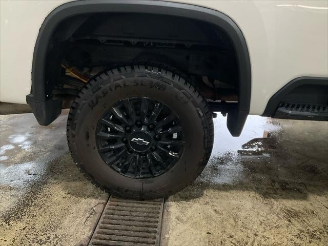2022 Chevrolet Silverado 2500HD 4WD Crew Cab Standard Bed LT