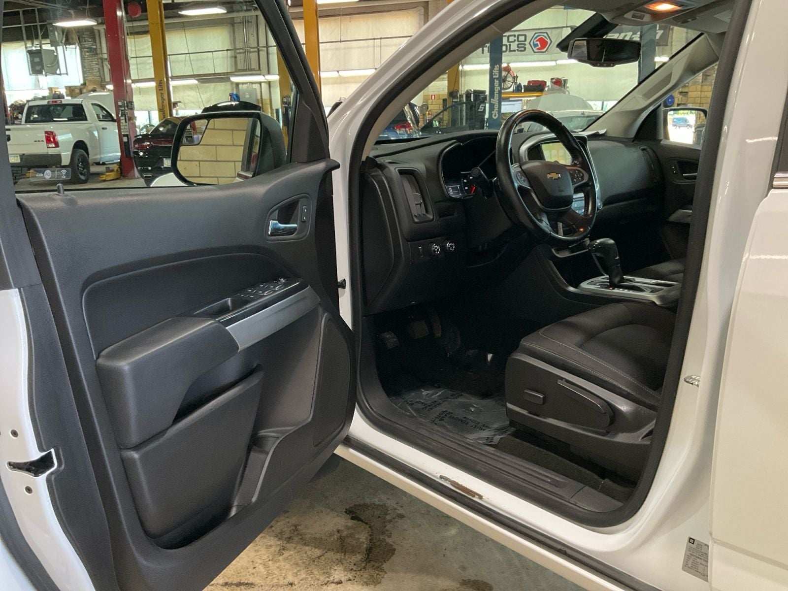 2017 Chevrolet Colorado LT