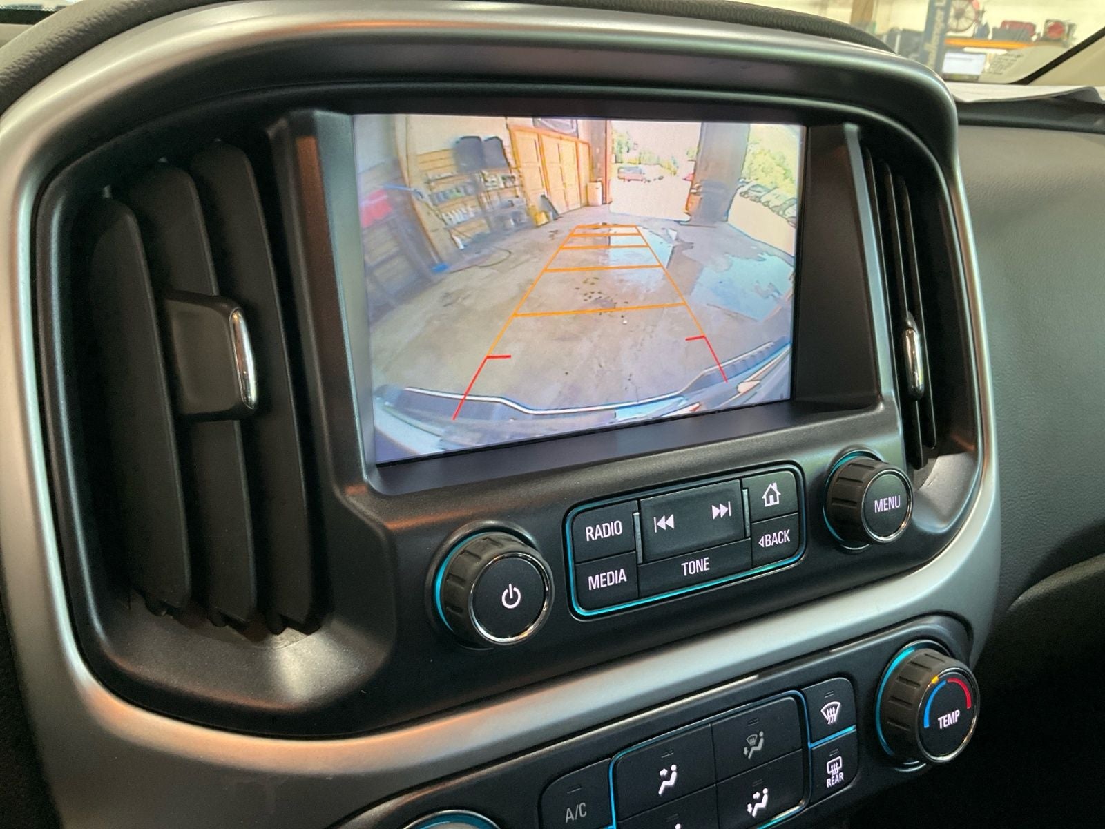 2017 Chevrolet Colorado LT