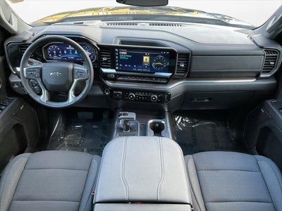 2023 Chevrolet Silverado 1500 4WD Crew Cab Short Bed RST