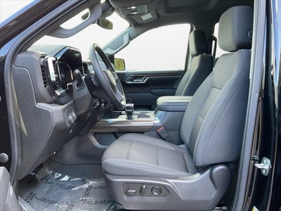 2023 Chevrolet Silverado 1500 4WD Crew Cab Short Bed RST