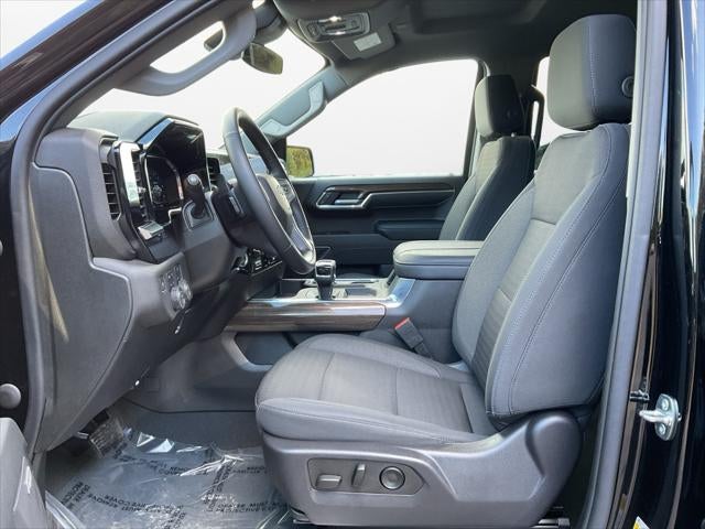 2023 Chevrolet Silverado 1500 4WD Crew Cab Short Bed RST