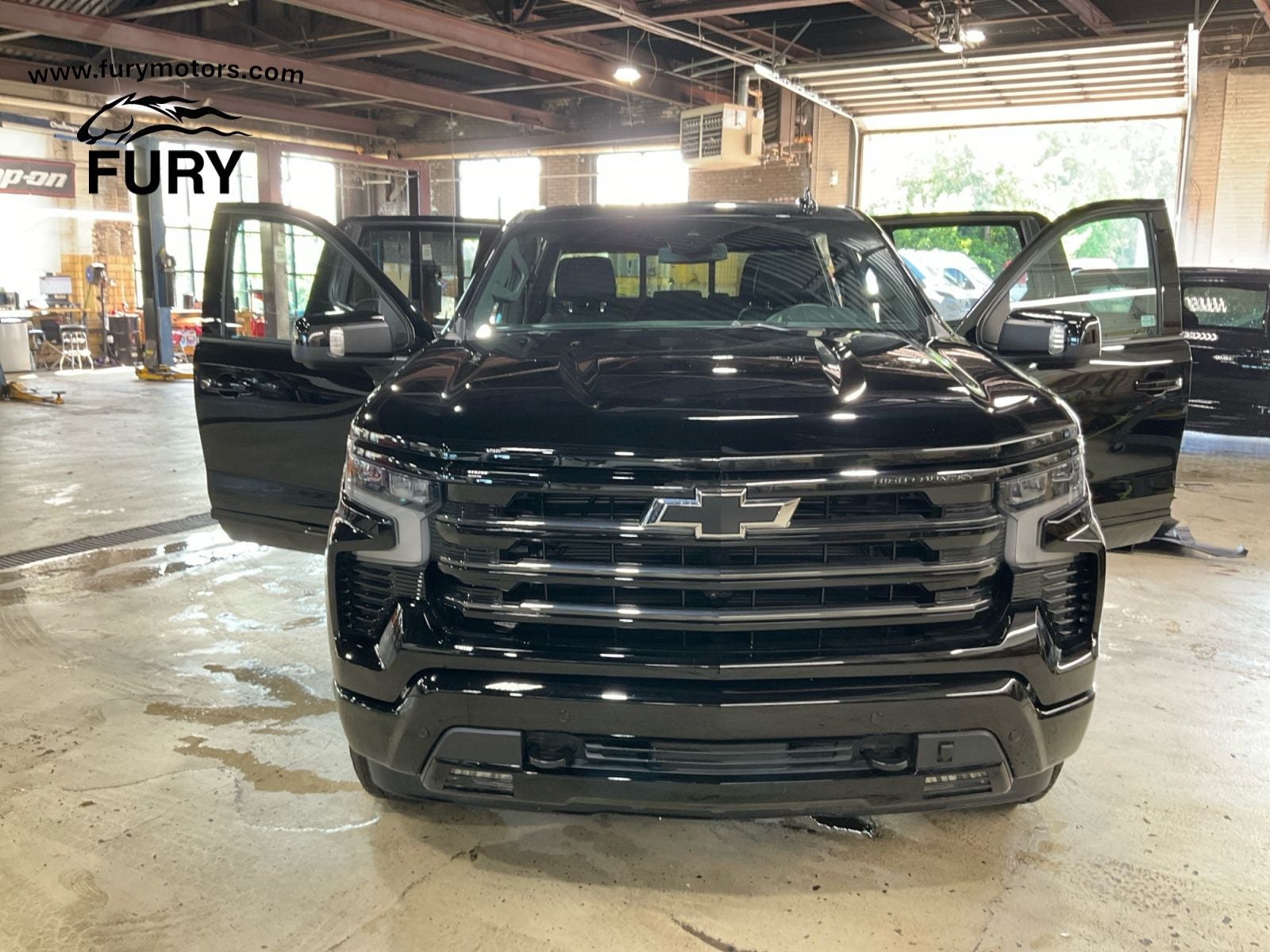 2025 Chevrolet Silverado 1500 High Country