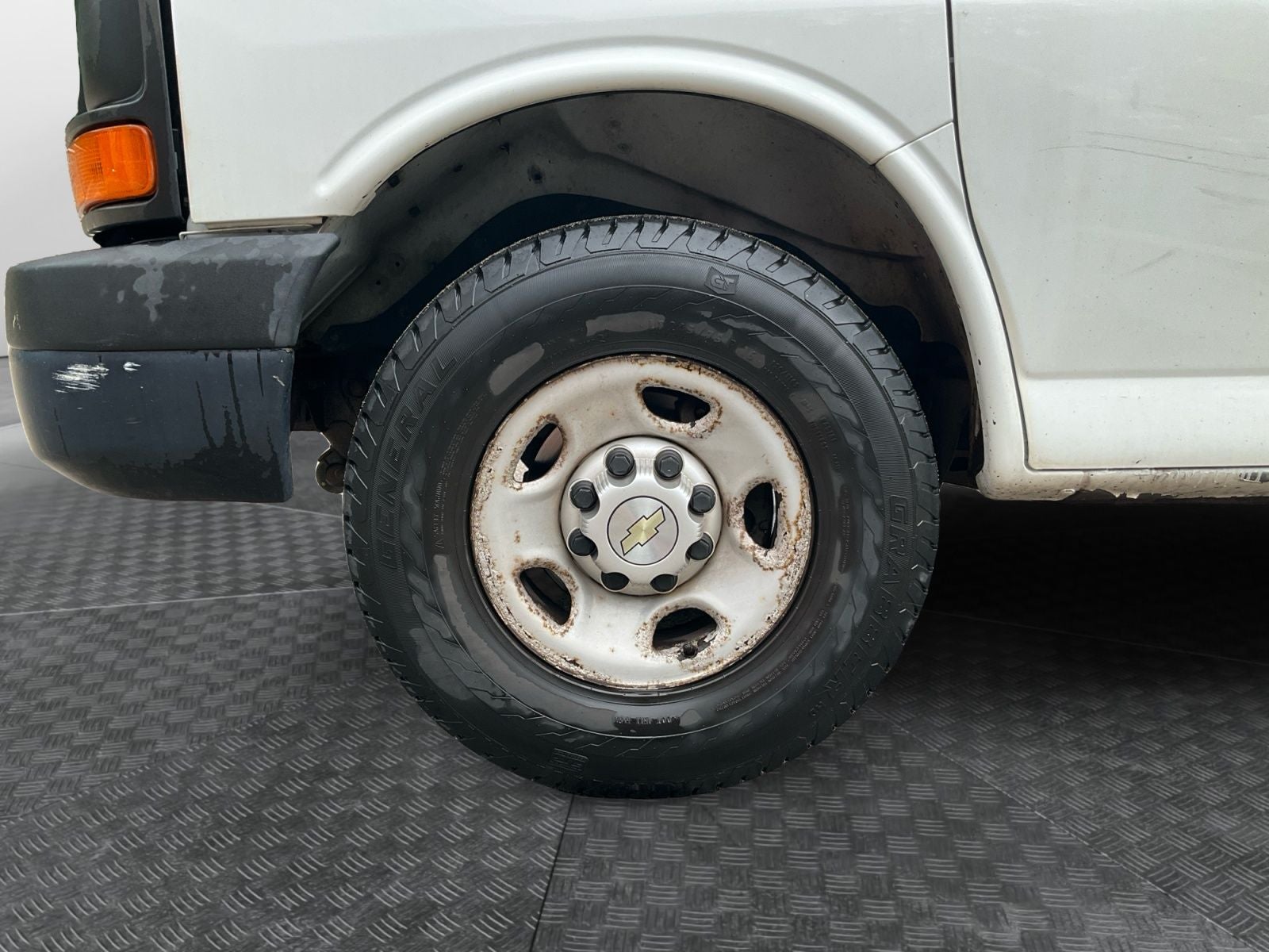 2013 Chevrolet Express 3500 Work Van Cargo