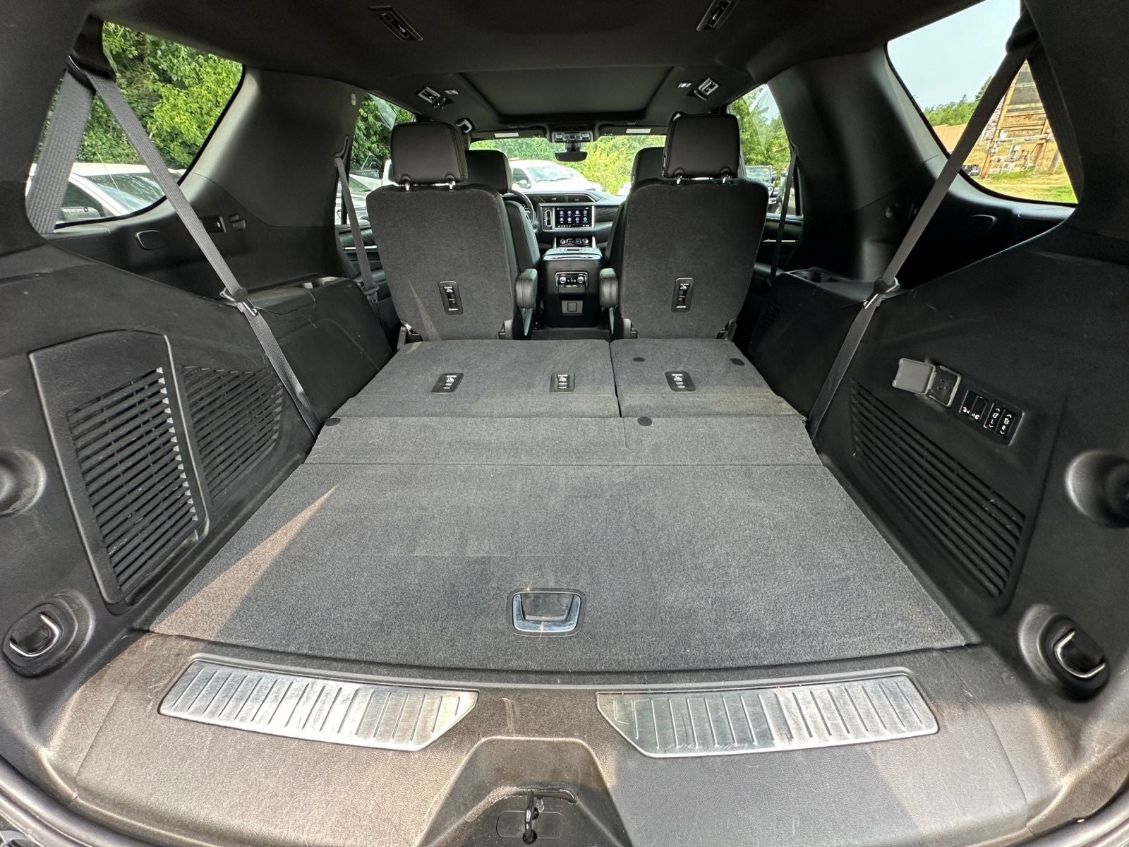 2021 GMC Yukon 4WD Denali