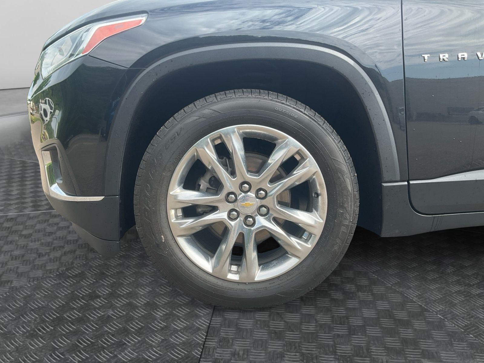 2021 Chevrolet Traverse LT Leather