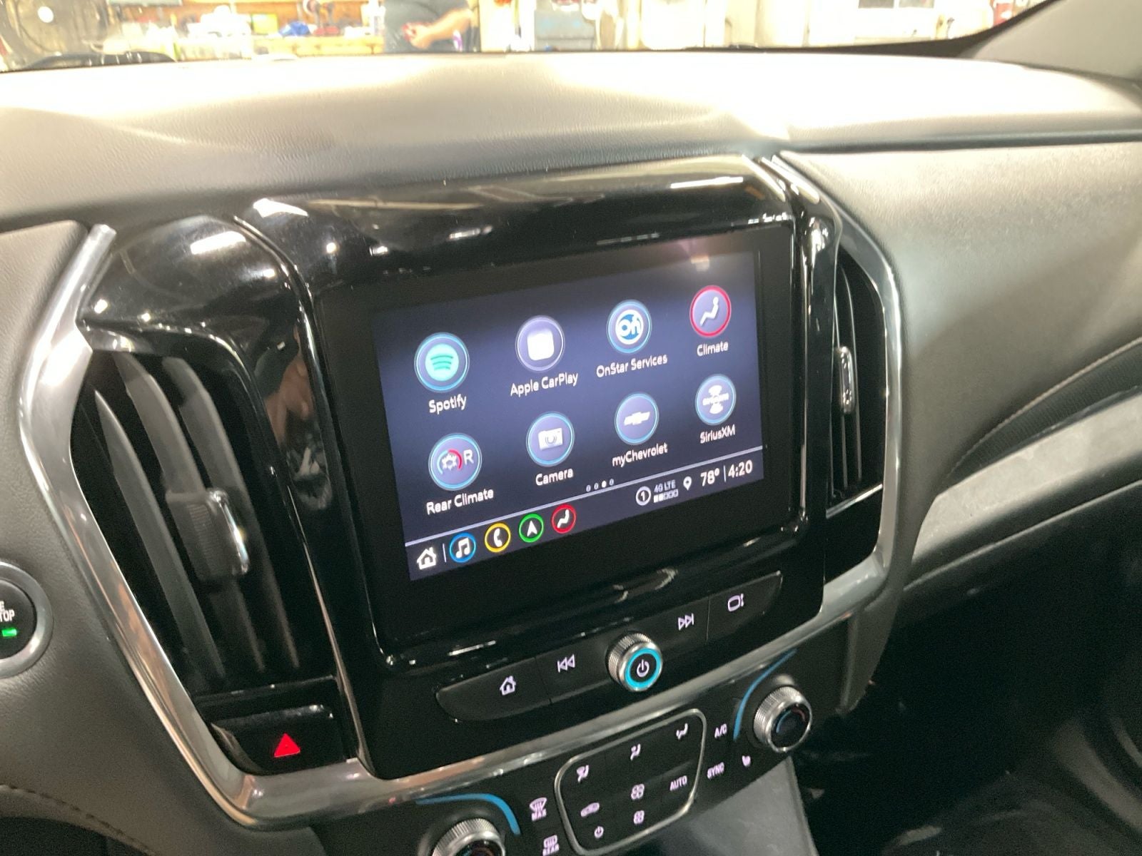 2023 Chevrolet Traverse RS
