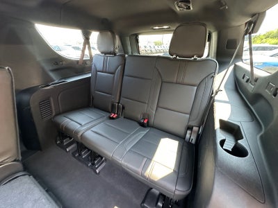 2021 Chevrolet Suburban 4WD RST